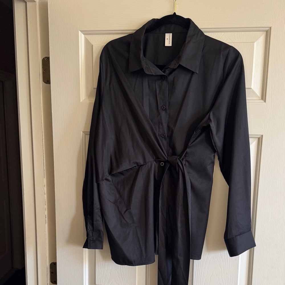 Commense Black Button-Up Shirt